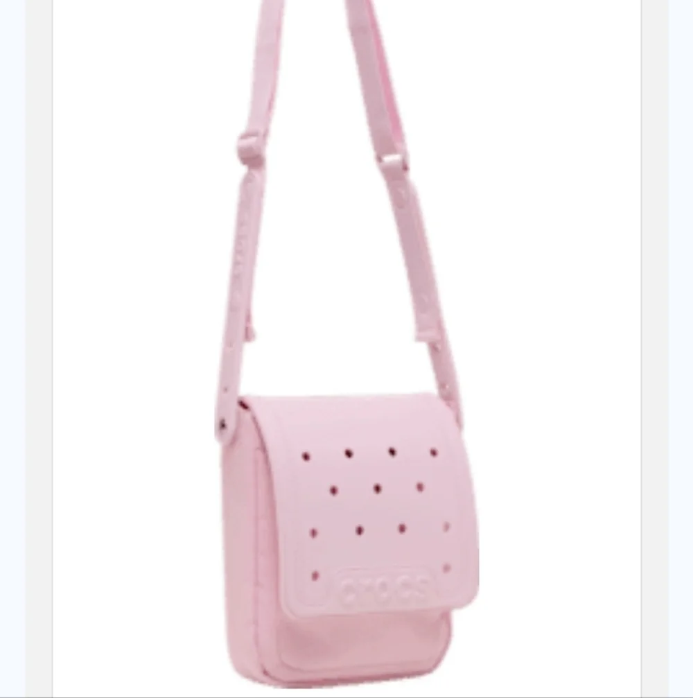 Crocs Classic Crossbody - Picture 4 of 5